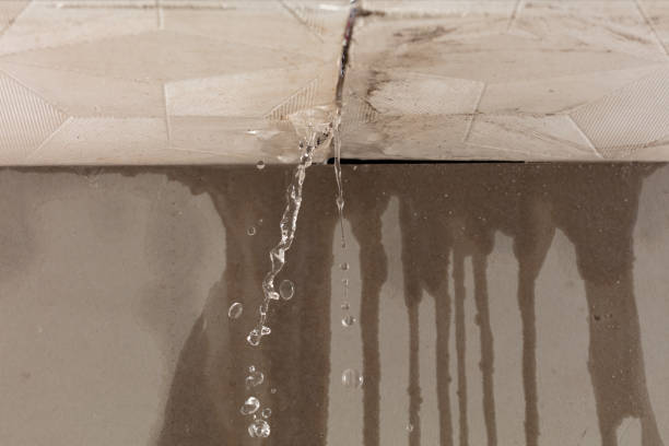 Professional Sewage Cleanup technician working in Oakdale, NY